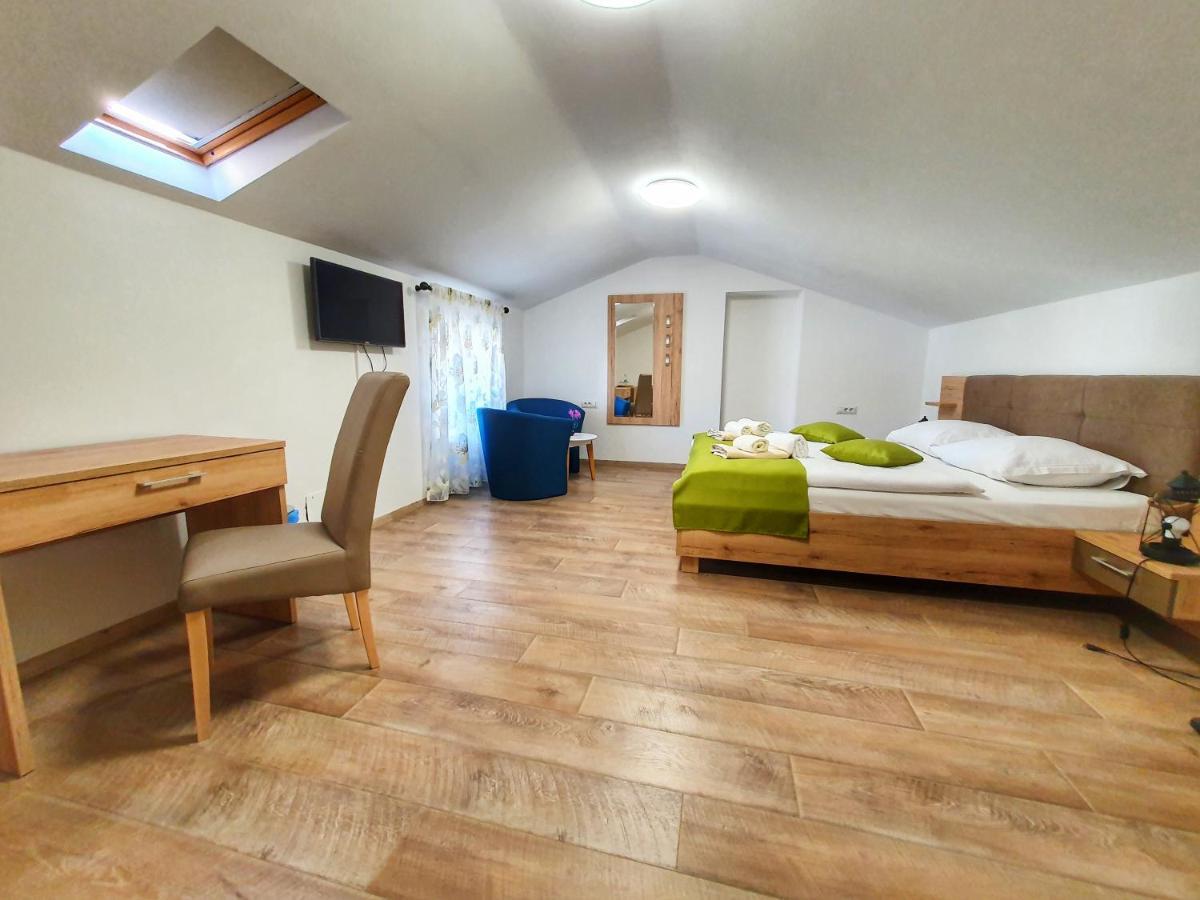 Bed & Breakfast Daniela Veleniki Dış mekan fotoğraf