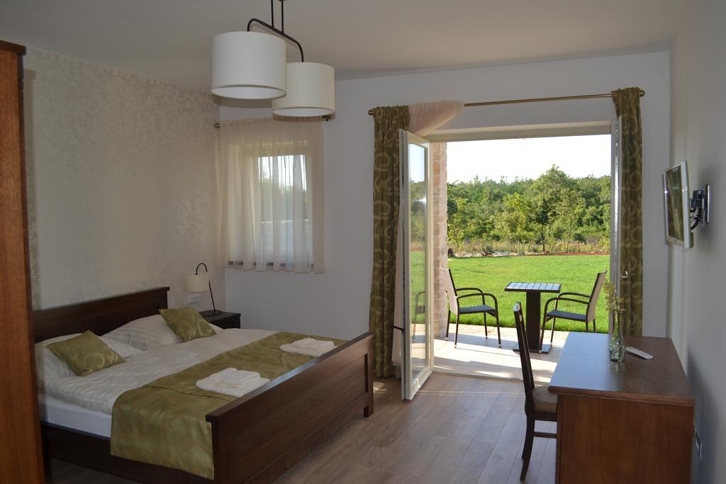 Bed & Breakfast Daniela Veleniki Dış mekan fotoğraf