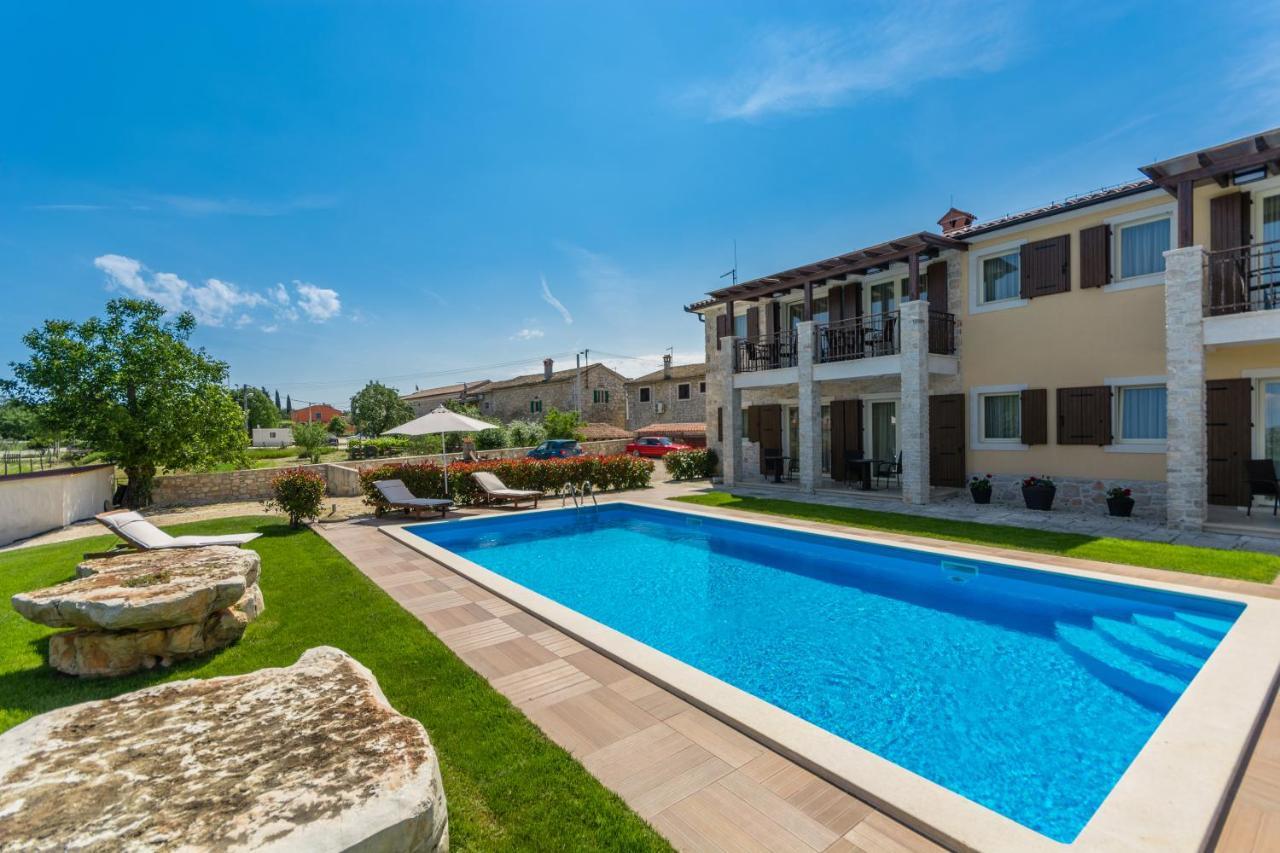 Bed & Breakfast Daniela Veleniki Dış mekan fotoğraf